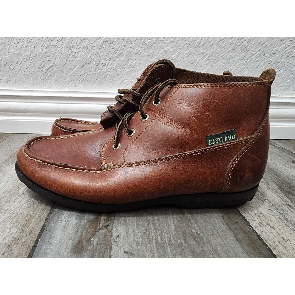 Eastland Seneca Brown Leather Chukka Boots Womens 8M Moc Toe Ankle Booties